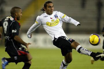 Había sido seleccionado de Paraguay, pero con la camiseta alba no pudo rendir. Se fue tras jugar 20 partidos y anotar tres goles.