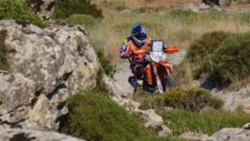 Marc Coma es el nuevo líder del Mundial tras su segundo en Cerdeña.