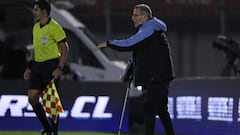 La postura de Tabárez en medio de la polémica del VAR