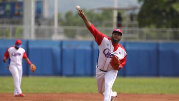 AMDEP4626. SAN SAN SALVADOR (EL SALVADOR), 24/06/2023.- El pícher Carlos Viera de Cuba lanza hoy, a un partido de béisbol entre Cuba y México durante los Juegos Centroamericanos y del Caribe en San Salvador (El Salvador). EFE/ Miguel Lemus
