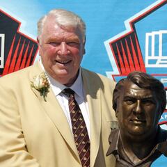 Why is the NFL honoring John Madden on Thanksgiving?