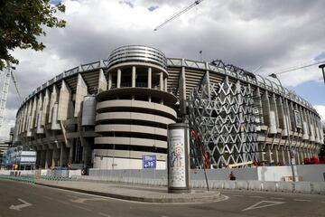 Little-by-little the 'new' Bernabéu is taking shape in the Spanish capital as the reconstruction works continue for the future home of Los Blancos.