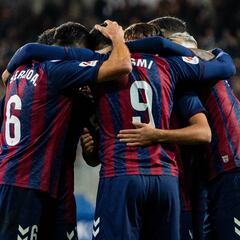 Atracón armero de goles para seguir surfeando la ola