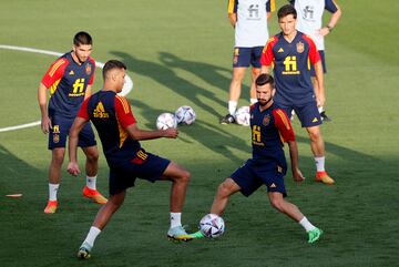 Carlos Soler, Rodrigo Hernández, José Luis Gayá y Hugo Guillamón.