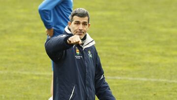 Muñiz toma ventaja para ser el nuevo entrenador del Levante