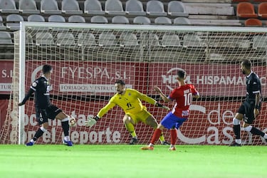 Artiles pone líder al Hércules