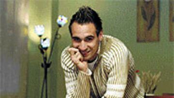 <B>ILUSIONADO</B>. Borja recibió a AS en su casa y confirmó que su sueño es debutar en la Liga.