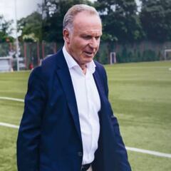 Rummenigge critica el mercado de fichajes: "Es enfermizo"