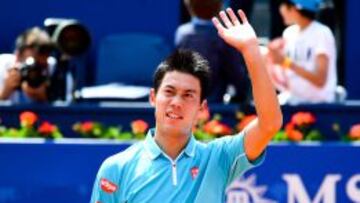 Nishikori avanza firme a semis después de batir a Bautista