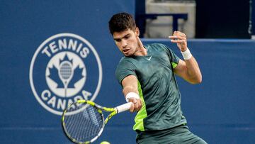 Toronto (Canada), 11/08/2023.- Carlos Alcaraz of Spain in action against Tommy Paul of the USA during the men's quarter-final match at the at the 2023 National Bank Open tennis tournament in Toronto, Canada, 11 August 2023. (Tenis, España) EFE/EPA/EDUARDO LIMA