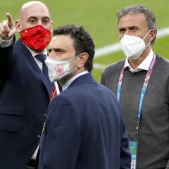 Rubiales renovará a Luis Enrique