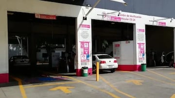 Descubre qué autos de la CDMX realizan la verificación vehicular en julio del 2025, costos y más.