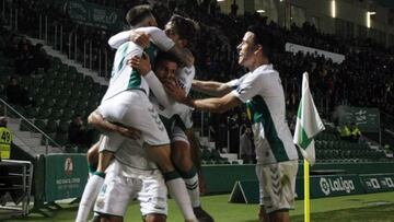 Elche 2-0 Racing: resumen, goles y resultado del partido