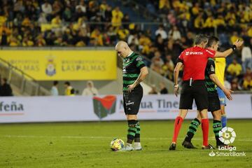 Jorge Pombo, del Racing, justo antes de lanzar un penalti en Las Palmas.