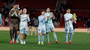Alegría de los jugadores béticos en Mallorca.