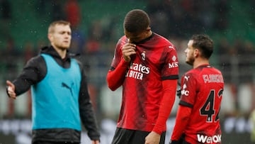 Soccer Football - Serie A - AC Milan v Udinese - San Siro, Milan, Italy - November 4, 2023 AC Milan's Malick Thiaw looks dejected after the match REUTERS/Alessandro Garofalo