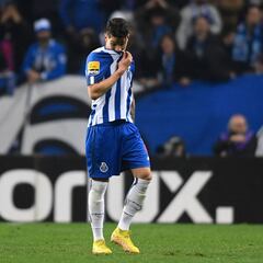 Aspiraciones económicas alejarían a Matheus Uribe de México