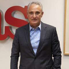 Tite: "Neymar es el líder técnico y Casemiro, el competitivo"