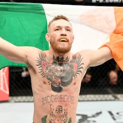 Conor McGregor masacra a Eddie Álvarez y hace historia en el UFC