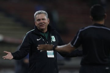 El equipo antioqueño ganó 3-1 en el estadio Antanasio Girardot, con un doblete de Gustavo Torres y un gol más del juvenil Hayen Palacios.