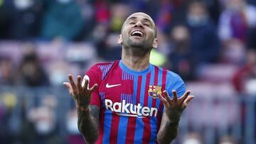 Alves reacciona a la sanción de dos partidos