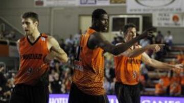 Vega, Diagne y Panko, esta temporada con el Fuenlabrada.