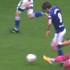 La durísima entrada de Jesé que le costó la roja directa