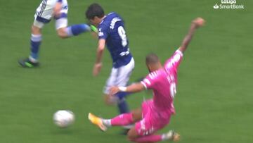 La durísima entrada de Jesé que le costó la roja directa