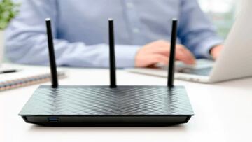 Router WiFi mejorar red hogar papel de aluminio