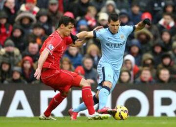 Henderson y Coutinho marcaron para el Liverpool, mientras que Dzeko hizo lo propio para los 'ciudadanos'.