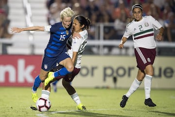 México cayó 6 goles por 0 ante Estados Unidos en el primer partido para ambas escuadras del Campeonato Femenil del Premundial de Concacaf; Morgan y Rapinoe brillan.
