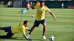 Día de fotos oficiales y práctica en campo para la Selección