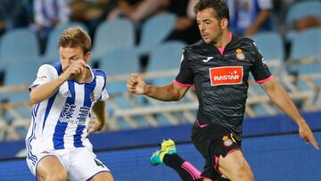 Hasta seis mediocentros pericos coincidieron en Anoeta