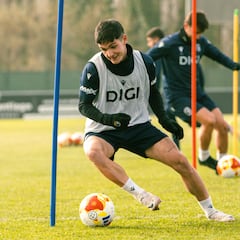 El Burgos afronta un intenso mes de enero tras su vuelta a los entrenamientos
