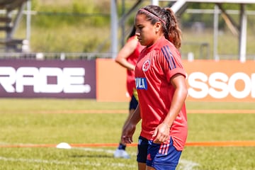 La Selección Colombia Femenina tuvo su último entrenamiento antes de enfrentar a Bolivia por la segunda fecha de la Copa América Femenina en el Pascual Guerrero. La Tricolor entrenó en la Cancha Fútbol Paz de La Z.