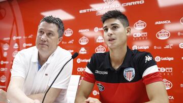 12/07/19 PRESENTACION DE JAUME GRAU COMO NUEVO JUGADOR DEL LUGO PARA LA TEMPORADA 2019-2020 19/20 RUEDA DE PRENSA
MANOLO MANDIA