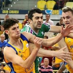 El Gran Canaria arrasa al Unicaja y le arrebata la quinta plaza