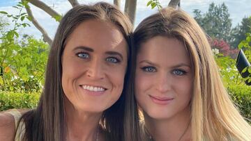 La excursionista desaparecida en Zion National Park (Utah, Estados Unidos), Holly Suzanne Courtier; con su hija Kailey. En octubre del 2020.