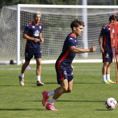 Idiakez ya tiene a sus órdenes a Petxa y José Ángel