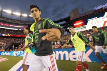 Alan Pulido no ha sido requerido por Juan Carlos Osorio