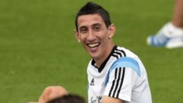 Di Mar&iacute;a, sonriente, en un entrenamiento en Brasil.
 