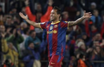 Jeffr¨¦n Su¨¢rez. El venezolano marc¨® el quinto gol al Real Madrid en el 5-0 de 2010. Se march¨® en busca de los minutos que no dispon¨ªa con Guardiola al Sporting de Portugal. En 2014 fich¨® por el Real Valladolid y ahora juega en el Grasshopers suizo.