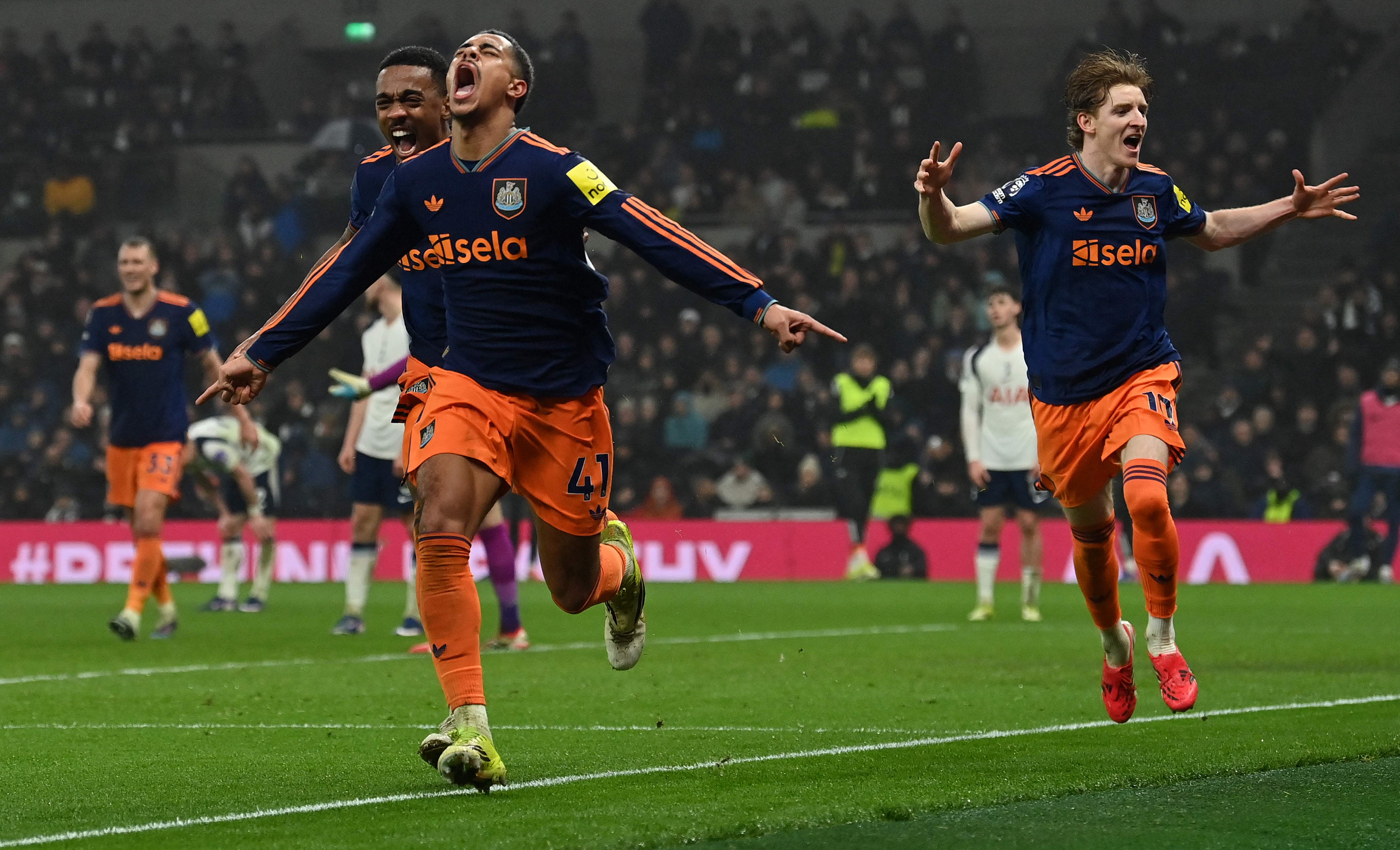 El Newcastle condena a Frank