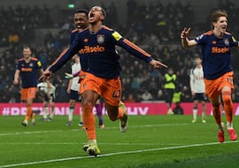 El Newcastle condena a Frank