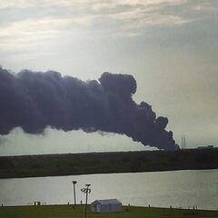Explota un cohete espacial en Cabo Cañaveral