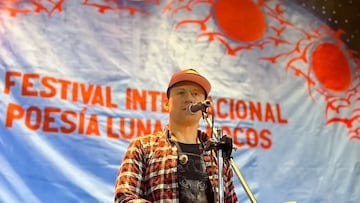 Quién es Alejandro Cortés, el poeta colombiano que ha recibido un importante premio en España