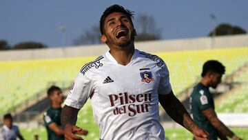 Colo Colo golea y Wanderers extiende su pesadilla
