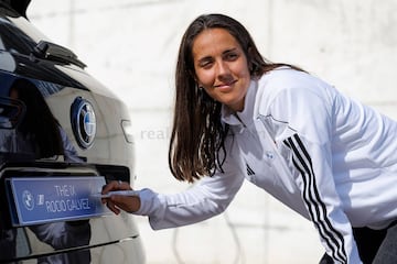 La jugadora española eligió un BMW iX xDrive40 valorado en 87.150 euros.