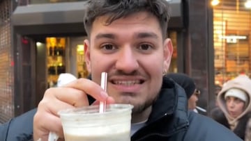 Un español prueba la fórmula original de la Coca-Cola en pleno Nueva York y dicta sentencia sobre el sabor: “Le da un punto curioso”