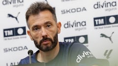 Carlos Corberán: “Es una pena que no se cuide cada detalle con la afición”